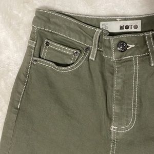 TOPSHOP MOTO Olive Green W26 to fit L30 Jeans